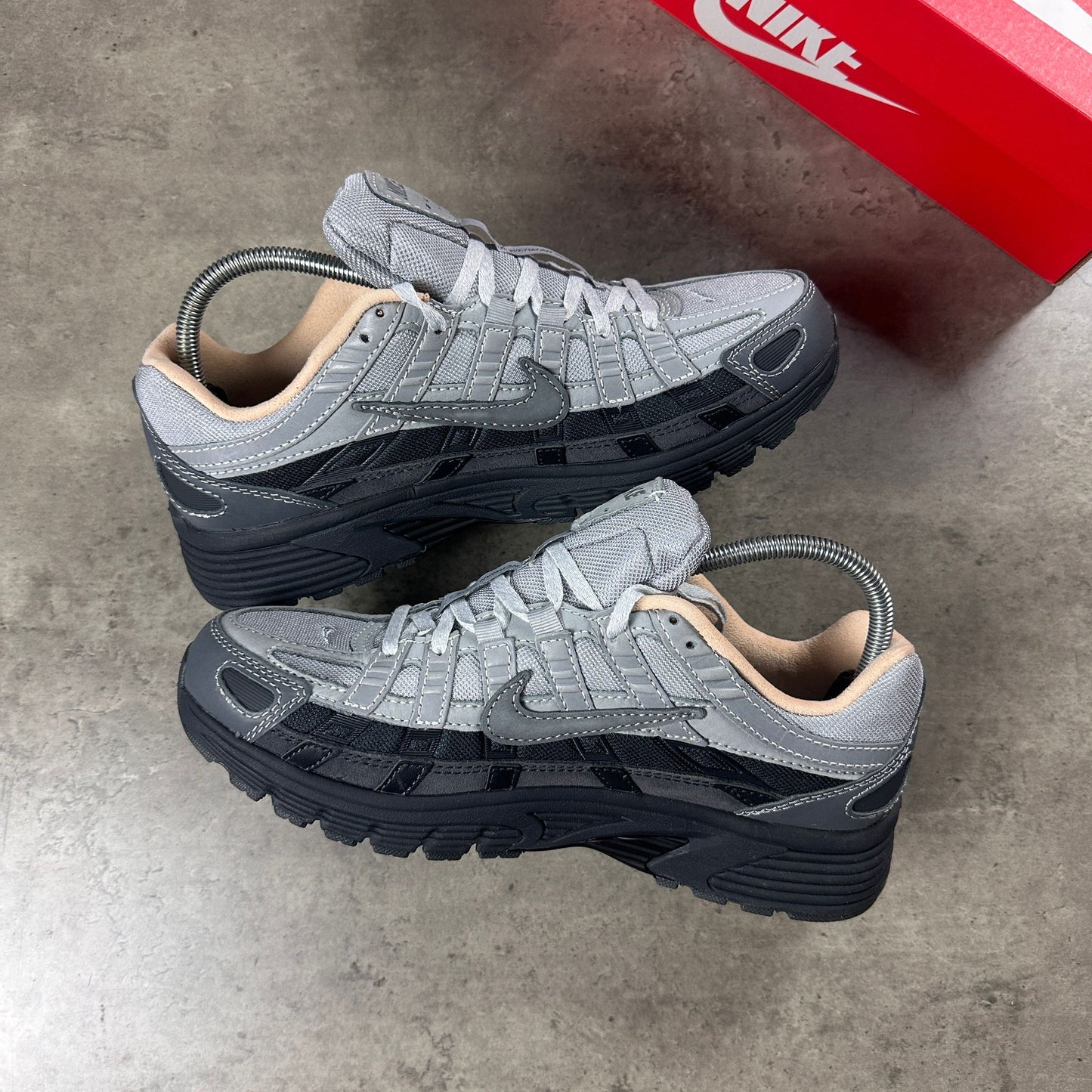 Nike P6000 Grey / Black