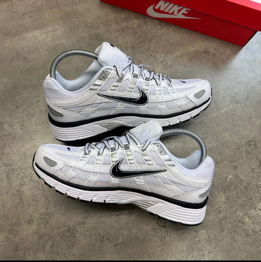 Nike - P6000 Metallic White